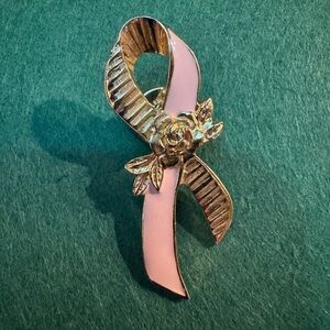 Vintage 90s Avon Breast Cancer Awareness Ribbon Pin with Rose